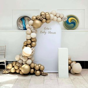 6ft sailboard with cake stand and garland